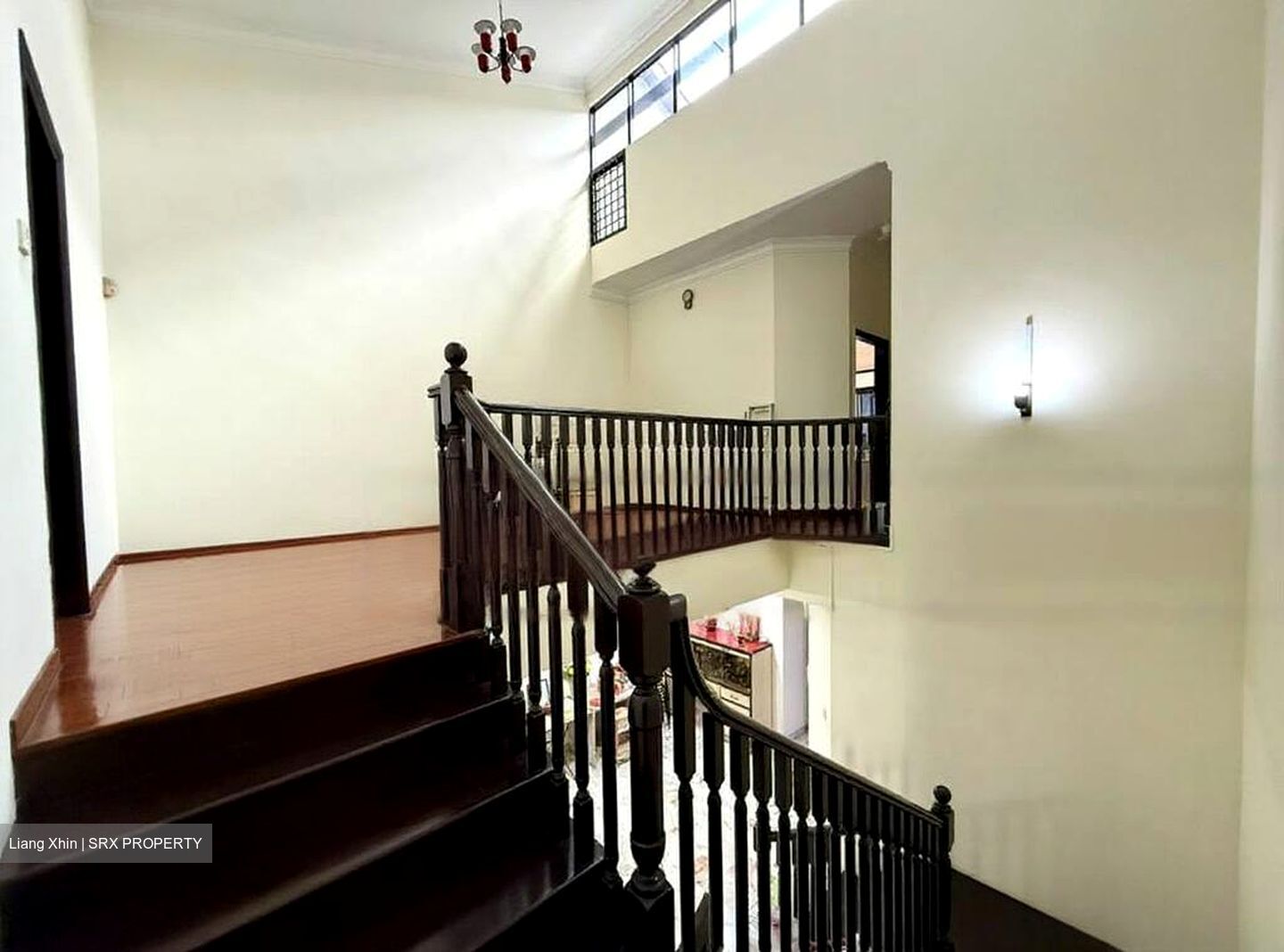 Simon Place (D19), Terrace #485472841